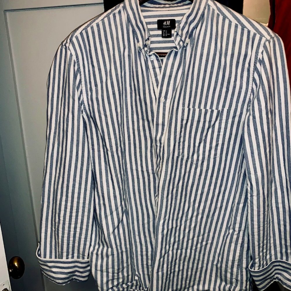 H&M Blue and White Stripped Button Down Shirt XL